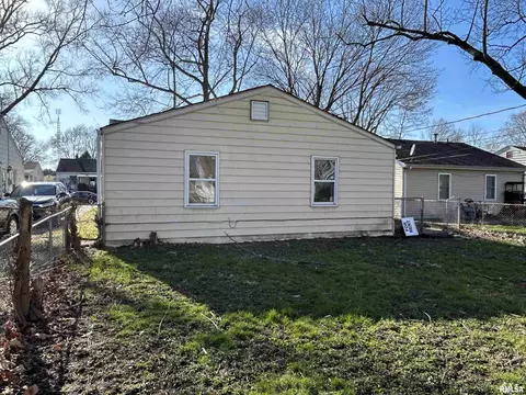 2048 N 21st St, Springfield, IL 62702 photo 11
