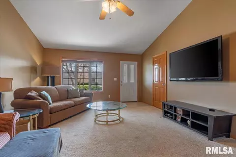 2711 Rutherford Trek, Springfield, IL 62711 photo 7