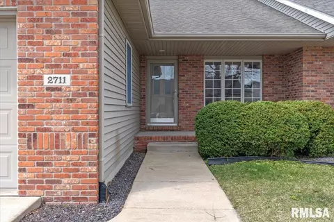 2711 Rutherford Trek, Springfield, IL 62711 photo 3