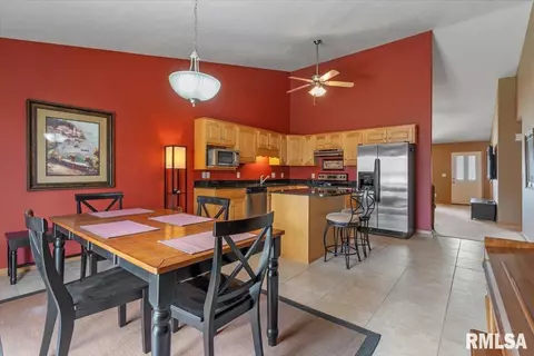 2711 Rutherford Trek, Springfield, IL 62711 photo 13
