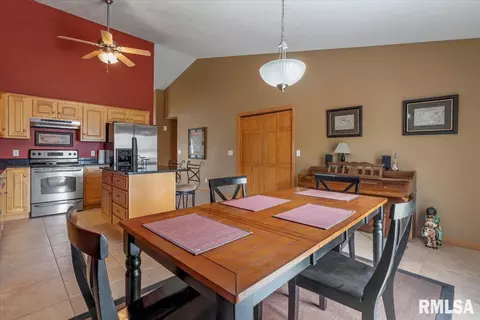 2711 Rutherford Trek, Springfield, IL 62711 photo 10