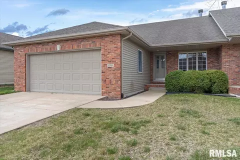 2711 Rutherford Trek, Springfield, IL 62711