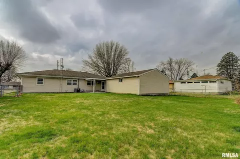 2201 Sangamon Ave, Springfield, IL 62702 photo 27