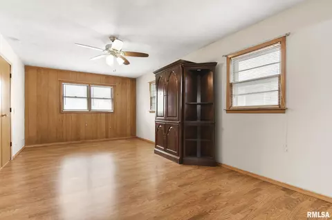2201 Sangamon Ave, Springfield, IL 62702 photo 12