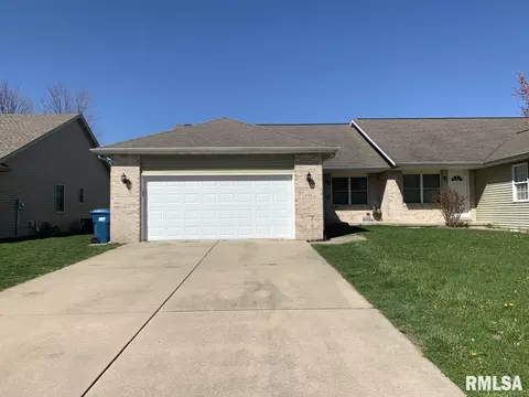 1715 Plover Rd, Springfield, IL 62711 photo 1