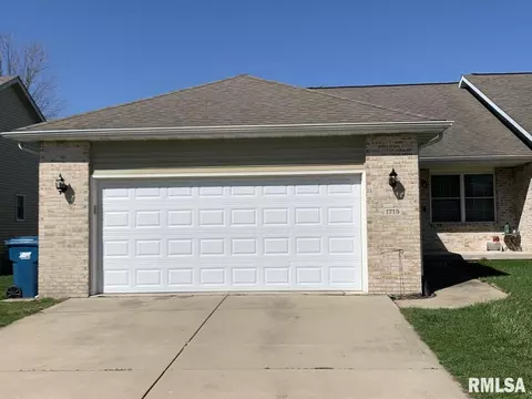1715 Plover Rd, Springfield, IL 62711 photo 2