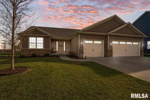 3708 Sugar Loaf Dr, Springfield, IL 62711