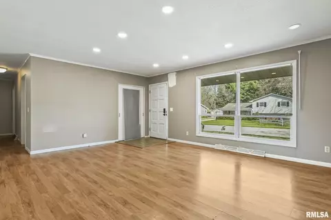 2012 Creighton Rd, Springfield, IL 62703 photo 7