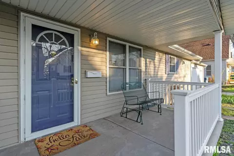 1224 Poole St, Springfield, IL 62702 photo 3