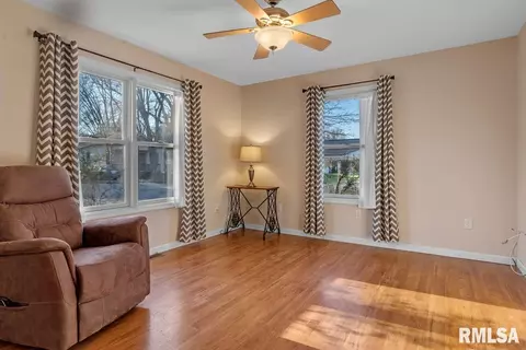1224 Poole St, Springfield, IL 62702 photo 6