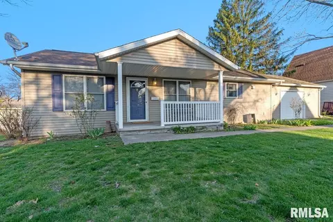 1224 Poole St, Springfield, IL 62702 photo 2