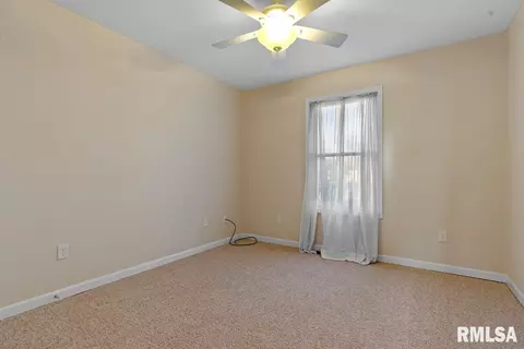 1224 Poole St, Springfield, IL 62702 photo 21