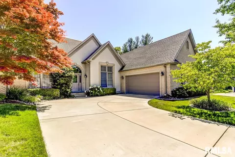1303 Churchill Rd, Springfield, IL 62702
