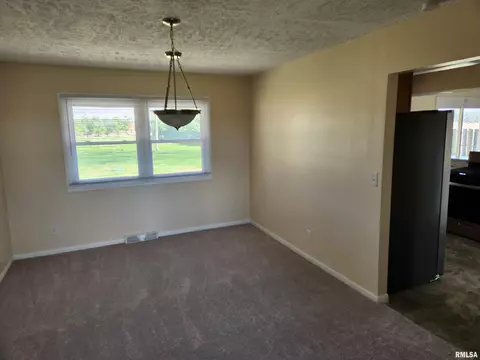 2150 Winch Rd, Springfield, IL 62707 photo 4
