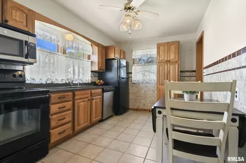 1138 N 19th St, Springfield, IL 62702 photo 13