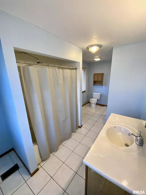 1005 Bruns Ln, Springfield, IL 62702 photo 24