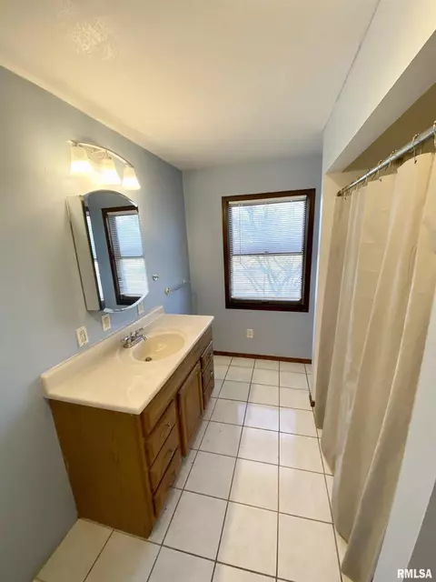 1005 Bruns Ln, Springfield, IL 62702 photo 25