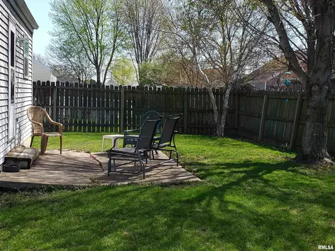 4008 Hoffman Dr, Springfield, IL 62707 photo 9