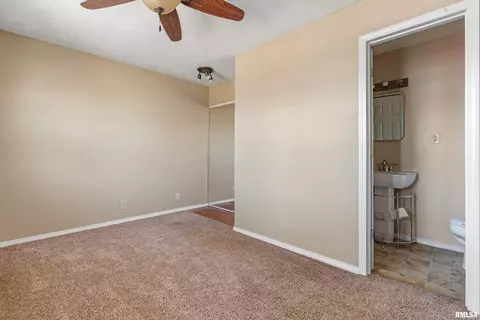 604 S Kickapoo St, Lincoln, IL 62656 photo 23