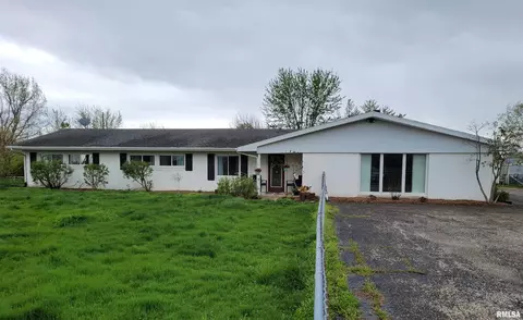 999 Riddle Hill Rd, Springfield, IL 62711 photo 1