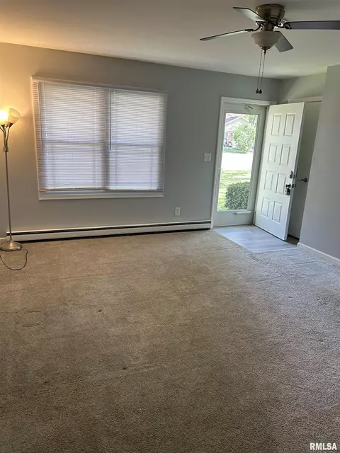 1829 Stonehenge Rd, Springfield, IL 62702 photo 3
