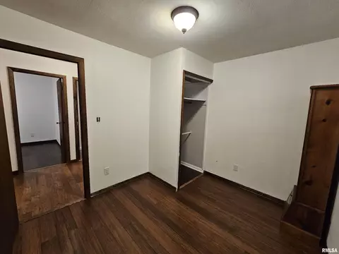 7 Bryant Ln, Springfield, IL 62702 photo 13