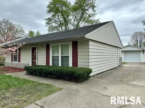 1912 Stonehenge Rd, Springfield, IL 62702 photo 2