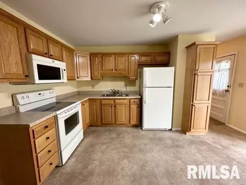 1912 Stonehenge Rd, Springfield, IL 62702 photo 8