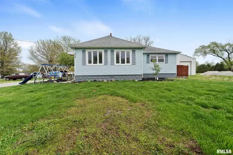 414 Commonwealth Ave, Kincaid, IL 62540