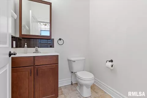 630 N 5th St, Springfield, IL 62702 photo 31