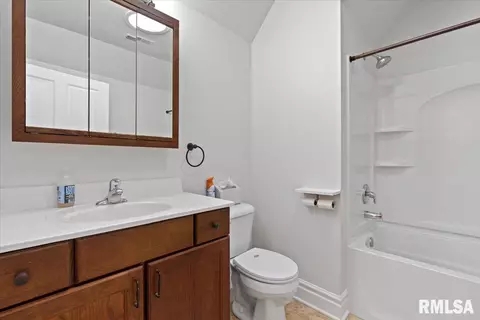 630 N 5th St, Springfield, IL 62702 photo 42