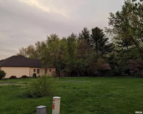 2300 W Laurel St, Springfield, IL 62704 photo 6