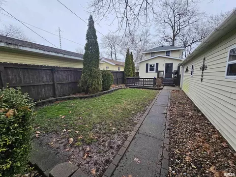 2517 S 9th St, Springfield, IL 62702 photo 4