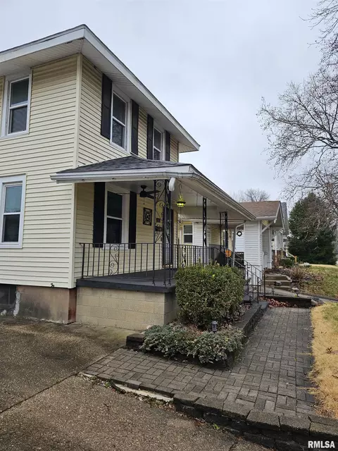 2517 S 9th St, Springfield, IL 62702 photo 2
