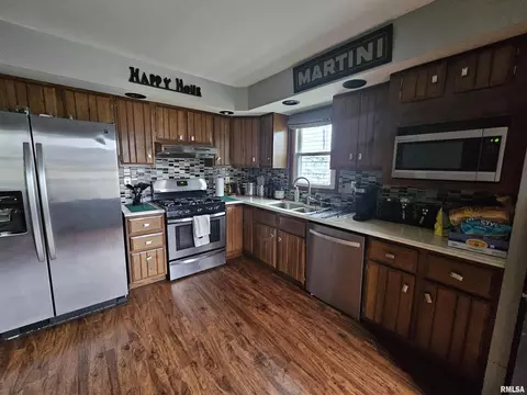 2517 S 9th St, Springfield, IL 62702 photo 8