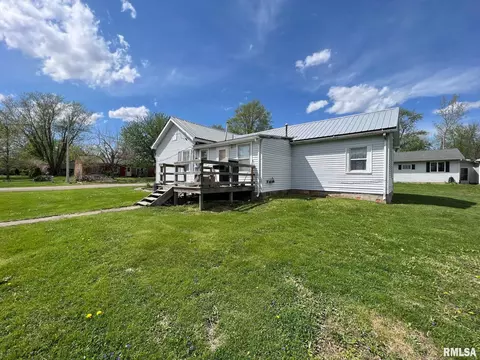 1008 S Cedar St, Delavan, IL 61734 photo 14