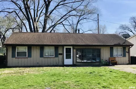 46 Parkridge Rd, Springfield, IL 62703