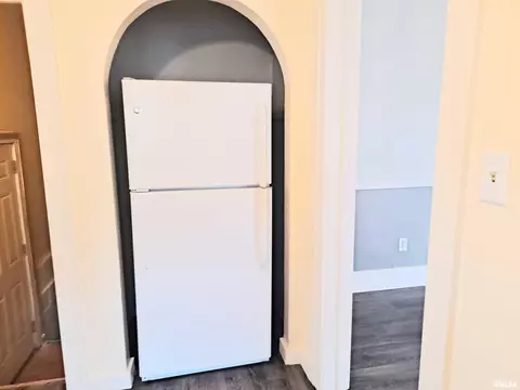 2221 S 6th St, Springfield, IL 62703 photo 9