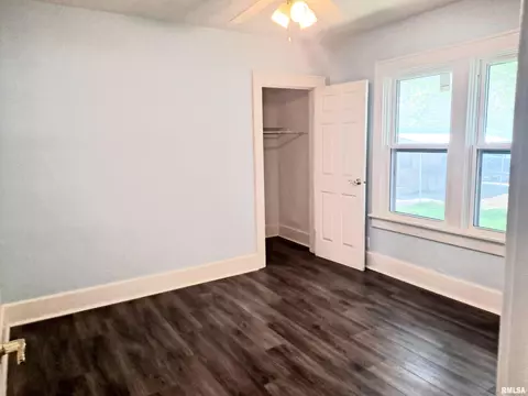 2221 S 6th St, Springfield, IL 62703 photo 8
