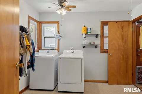 3518 Stanton St, Springfield, IL 62703 photo 9