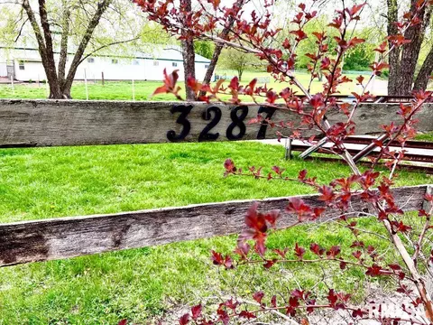 3287 White Timber Rd, Springfield, IL 62712 photo 2