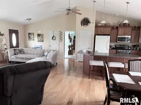 3287 White Timber Rd, Springfield, IL 62712 photo 17