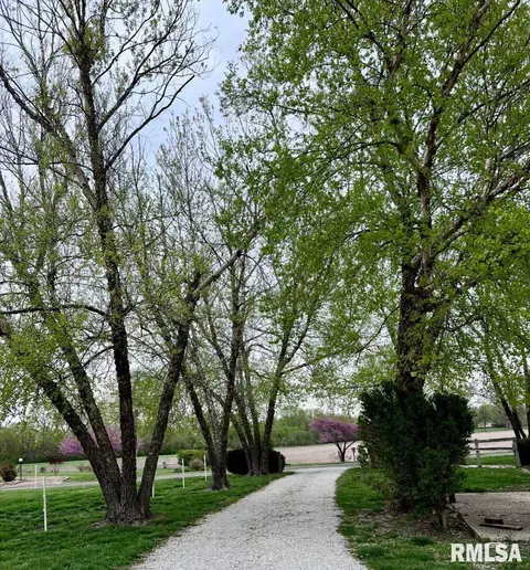 3287 White Timber Rd, Springfield, IL 62712 photo 4