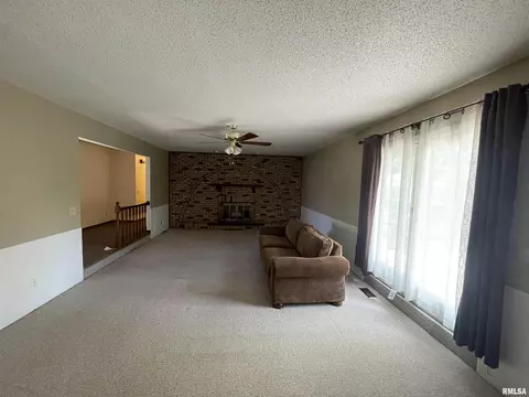 3304 Kimberly Dr, Springfield, IL 62704 photo 35