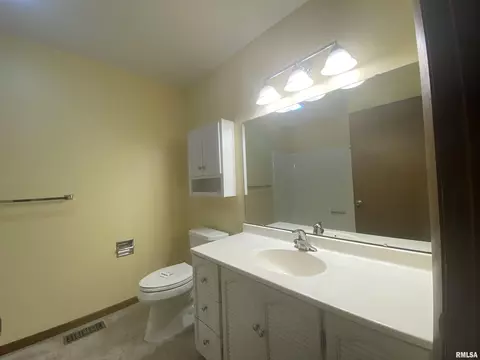 3304 Kimberly Dr, Springfield, IL 62704 photo 20