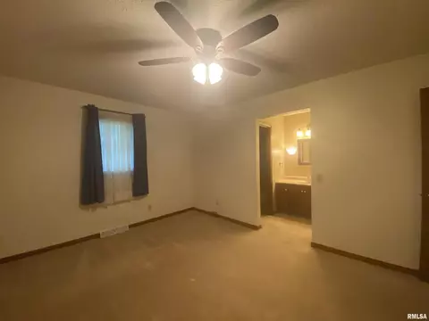 3304 Kimberly Dr, Springfield, IL 62704 photo 17