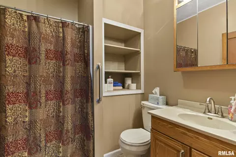2165 S 12th St, Springfield, IL 62703 photo 14