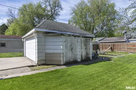 2165 S 12th St, Springfield, IL 62703 photo 25