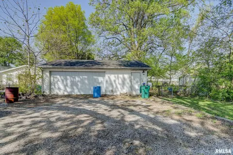 831 N Milton Ave, Springfield, IL 62702 photo 27