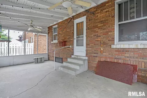 2015 S State St, Springfield, IL 62704 photo 35